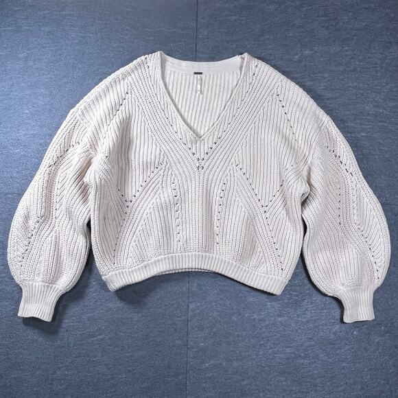 Free People All Day Long Oatmeal Cream Chunky Knit Cropped Sweater M Boho EUC! - Picture 4 of 8